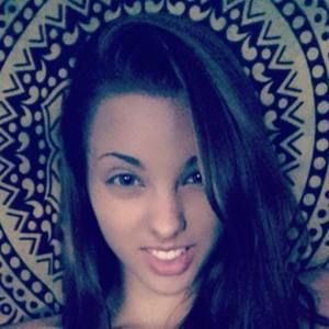 Meet your Posher, Holly